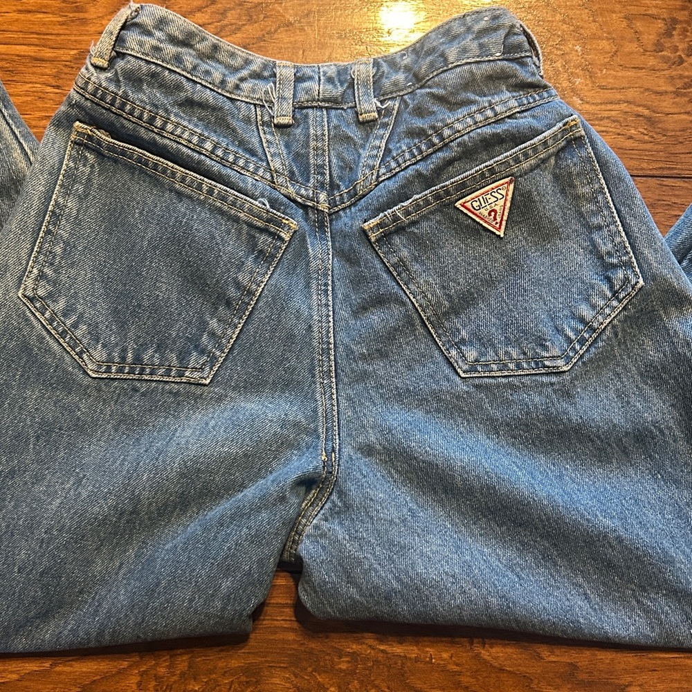 Rare Vintage Guess Jean Sz 28 Med Wash High Rise Tapered Leg Jeans USA - Picture 9 of 10
